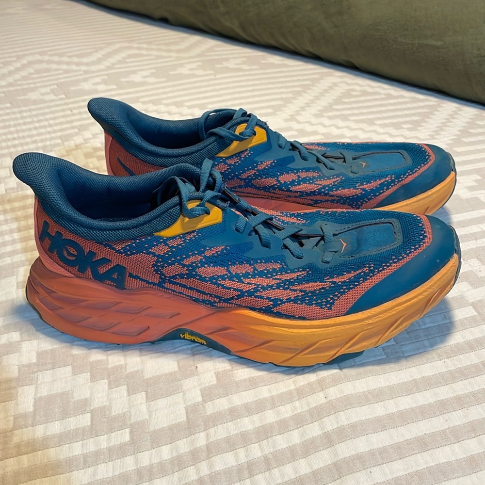 HOKA SPEEDGOAT 5 WOMENS trail running shoe